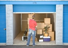 Storing goods when moving to Finland